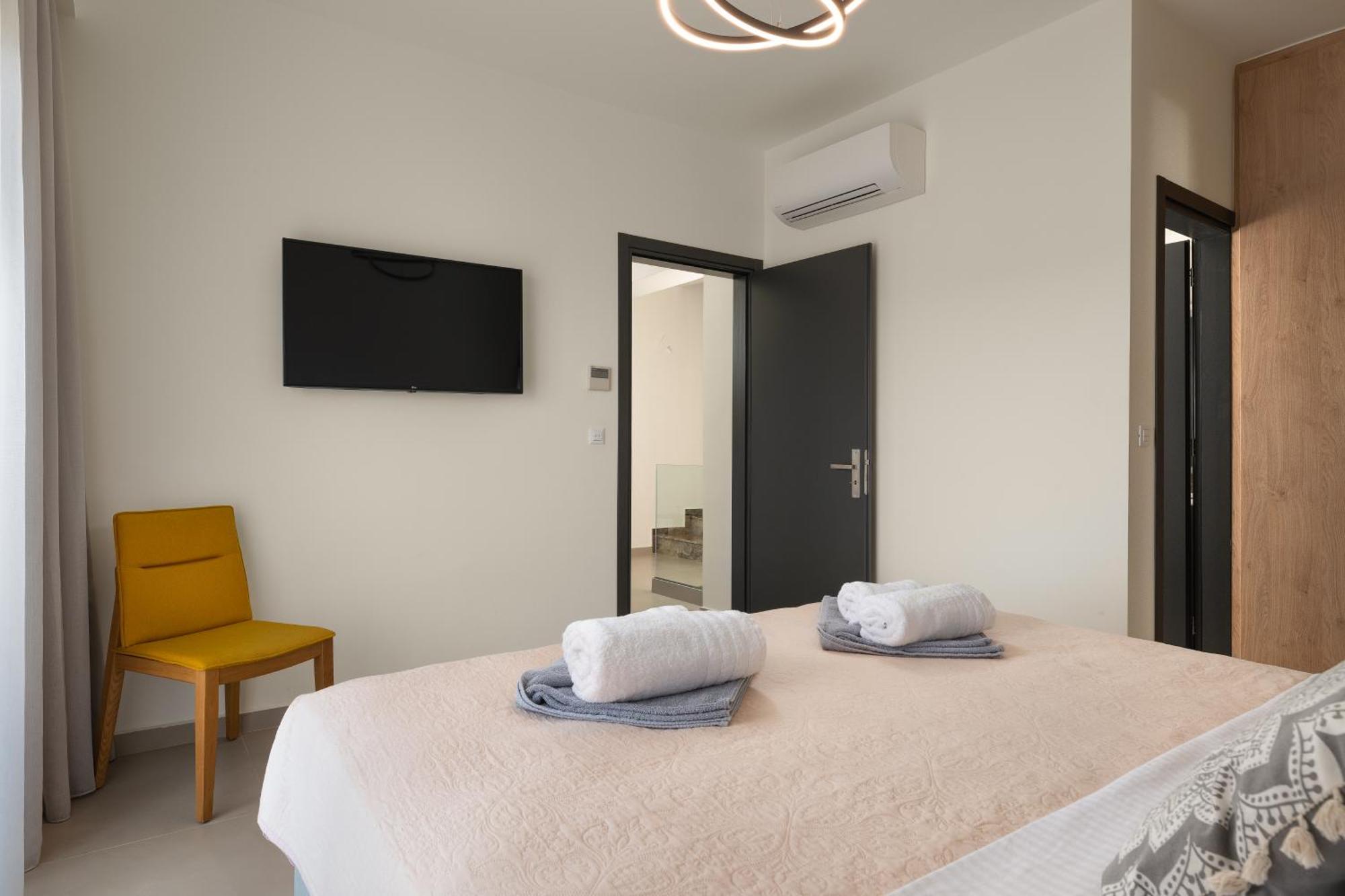 Pantheon Luxury Villas Rhodes Island Afantou Exterior photo
