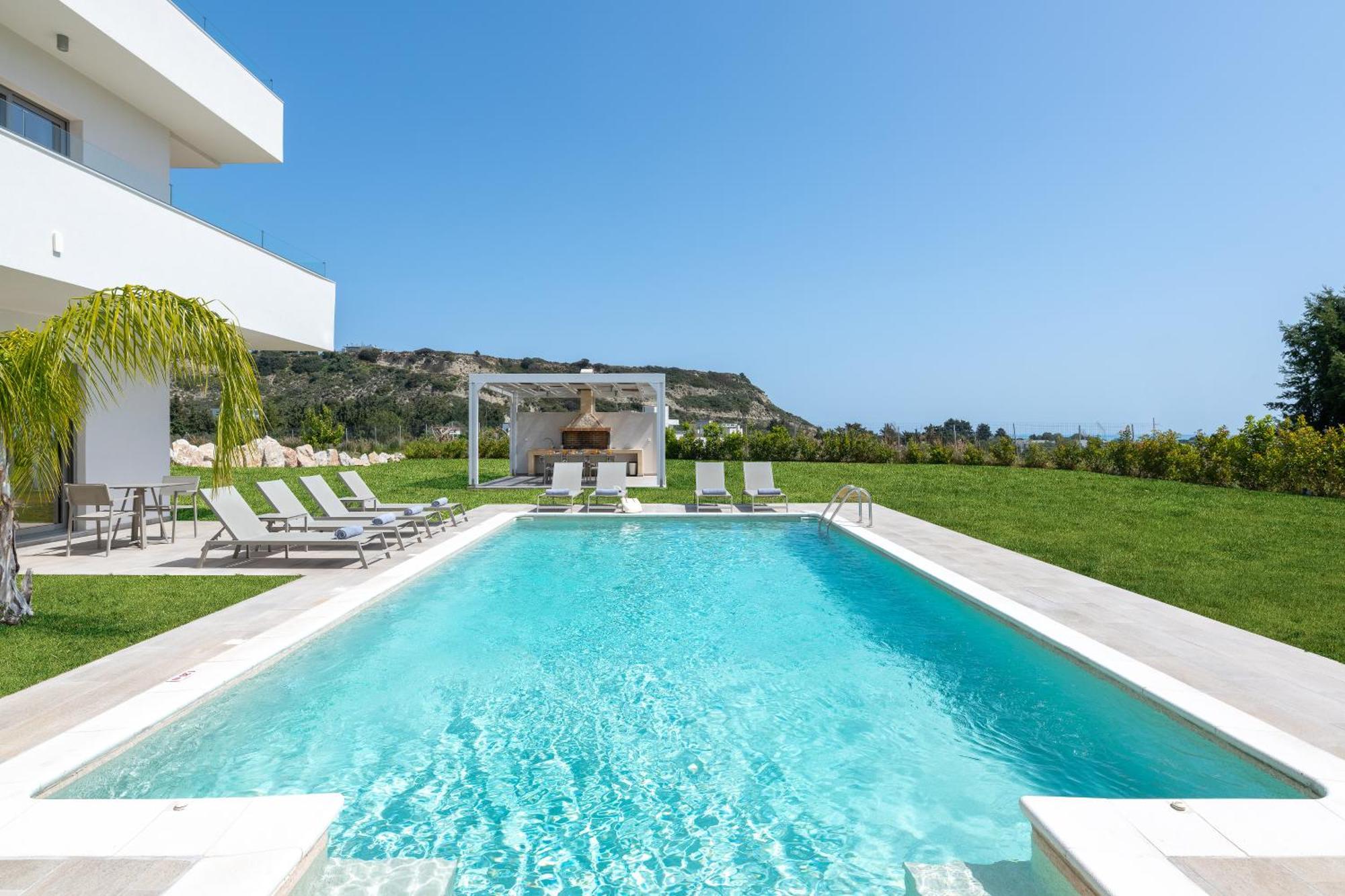 Pantheon Luxury Villas Rhodes Island Afantou Exterior photo
